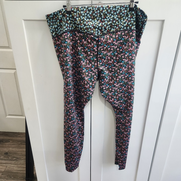 Nike One Drift 7/8 Tights Floral Leggings  2X T2 - Picture 10 of 12